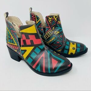 ‎Goby Ankle Boots Graffiti multi color slip on block heel